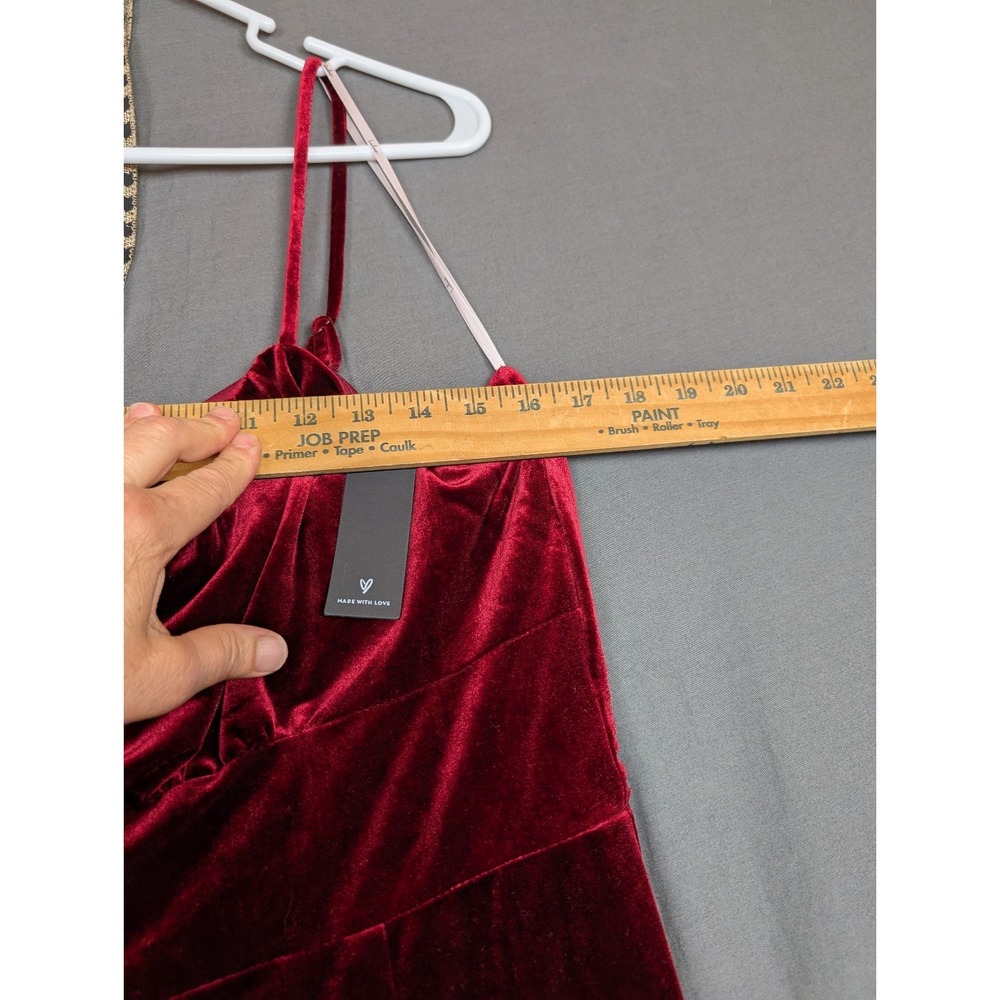 Lulus Hopeful Heart Red Velvet Backless Wide-Leg Jumpsuit Size XL - Picture 4 of 8